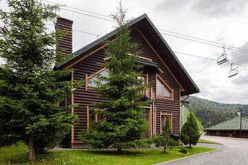 Шале «Премьер» (для 8 взрослых) в Отеле Bukovel Hotel